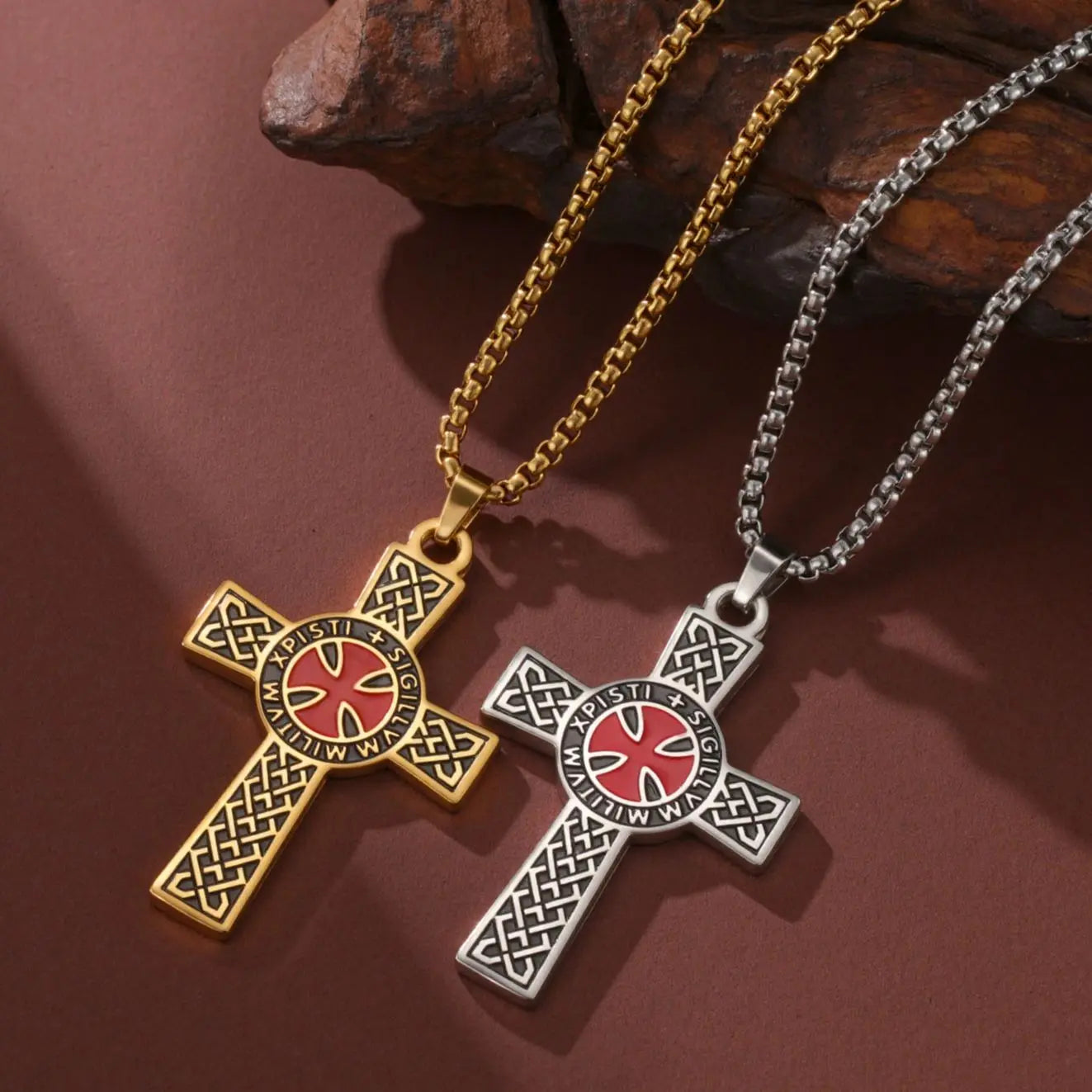 LIKGREAT Christian Cross Necklace Red Cross Templar Symbol for Men Women Vintage Religious Prayer Stainless Steel Jewelry Gift