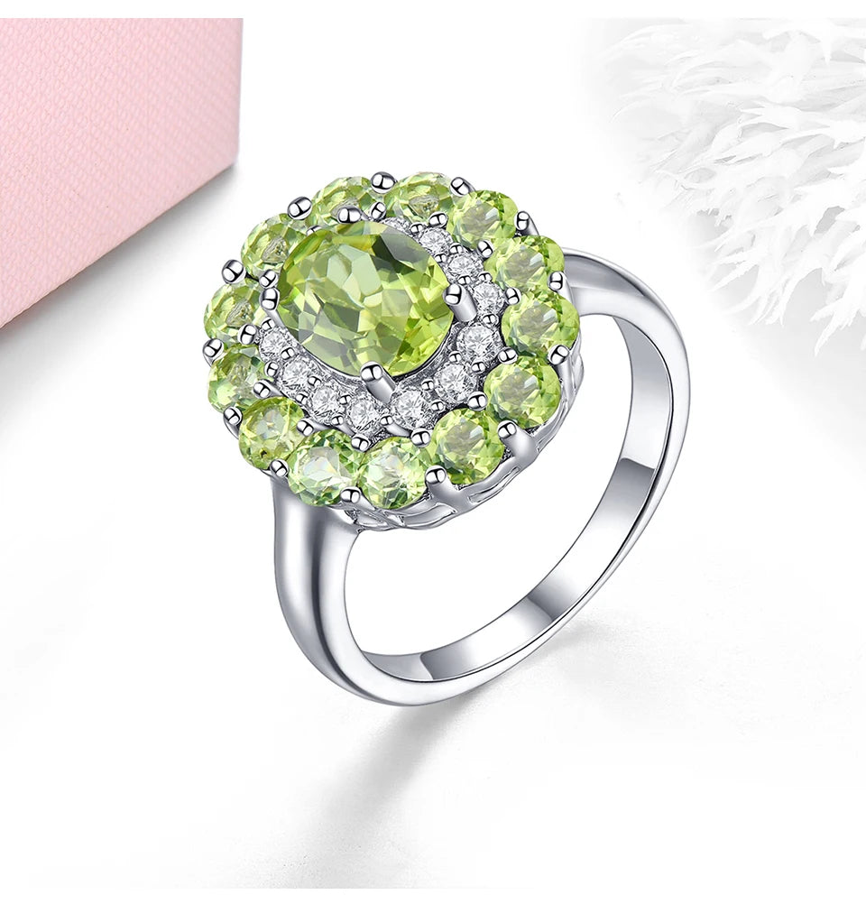 Natural Peridot Sterling Silver Rings 3.2 Carats Genuine Gemstone Birthstone Elegant Romantic Style Fine Jewelrys Christmas Gift