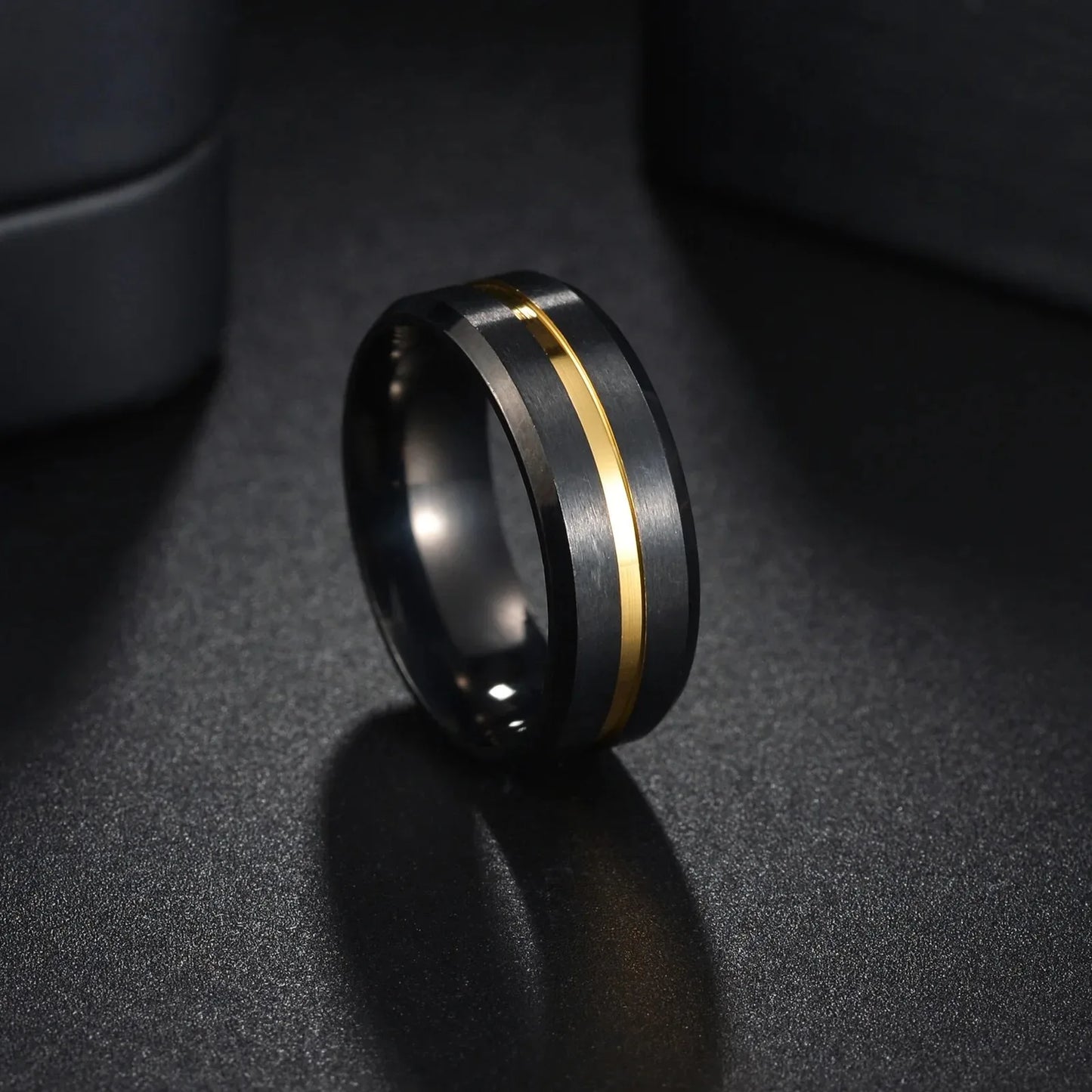 Trendy 8mm Gold Color Groove Beveled Edge Titanium Wedding Rings For Men Black Brushed Stainless Steel Ring Men's Wedding Bands