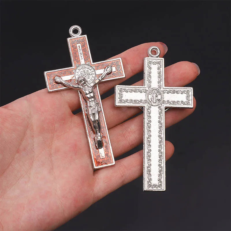 New religious cross christian jewelry cross pendant saint benedict cross pattern pendant pendant necklace.