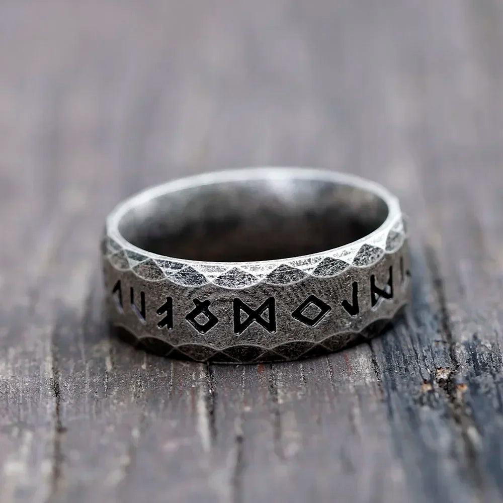 YILUOCD Stainless Steel Viking Runes Ring for Men Women Vintage Nordic Celtic Knot Rings Odin Letter Amulet Jewelry Wholesale