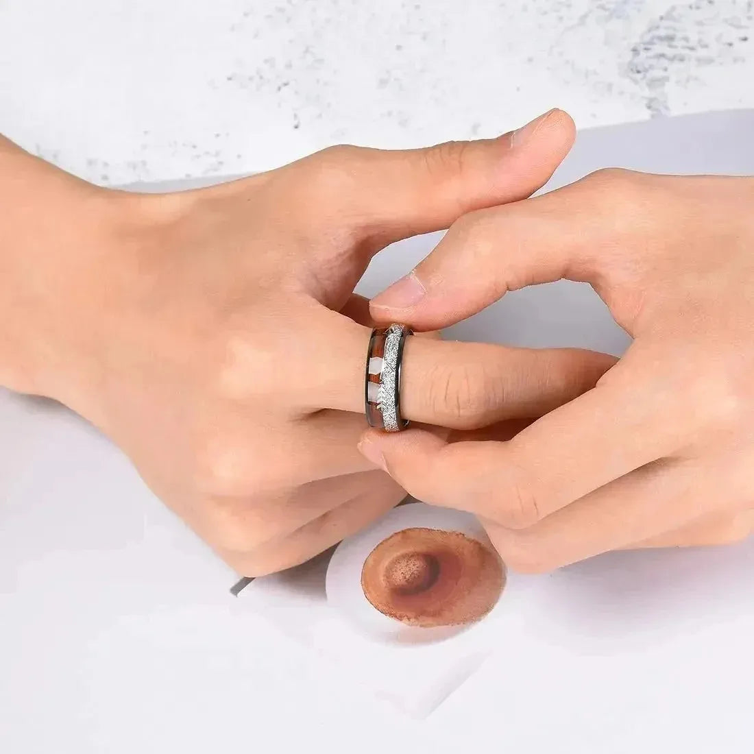 Fashion 8mm Black Stainless Steel Arrow Rings For Men Inlay Meteorite Hawaiian Koa Wood Rings Men Wedding Band Jewelry Wholesale