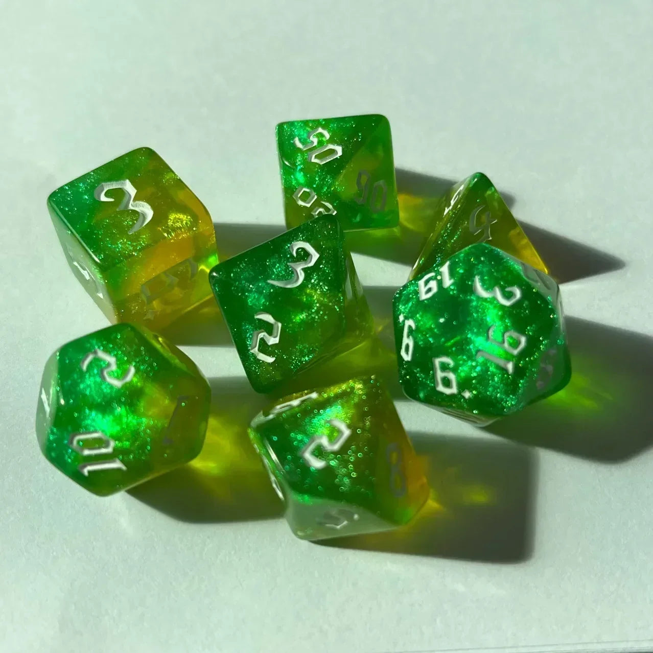 7 Pcs of Colorful Dice D20 D12 D10 D8 D6 D4 for DND Table Board Game Running Group Acrylic Digital Dice Set lvhuang