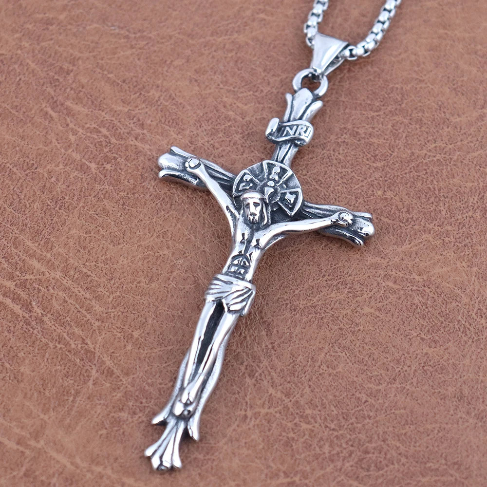 Vintage Stainless Steel Jesus Cross Necklace Men's Classic Religious Believer INRI Cross Pendant Jewelry Creative Gift