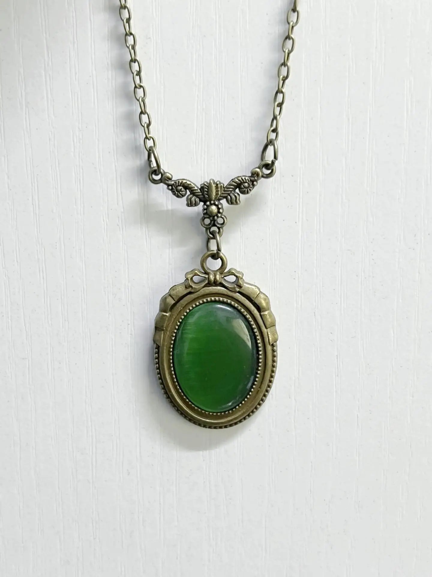 Gothic Vampire Blood Drop Pendant Necklace Vintage Purple Red Bat Eyes Charms Chains Witch Jewelry Accessory Gifts For Women