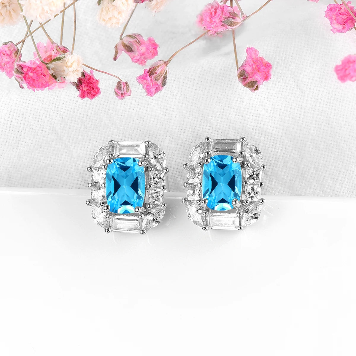 Natural Deep Blue Topaz Sterling Silver Stud Earring 2.5 Carats Romantic Blue Gemstone Women Classic Fine Jewelrys Styles