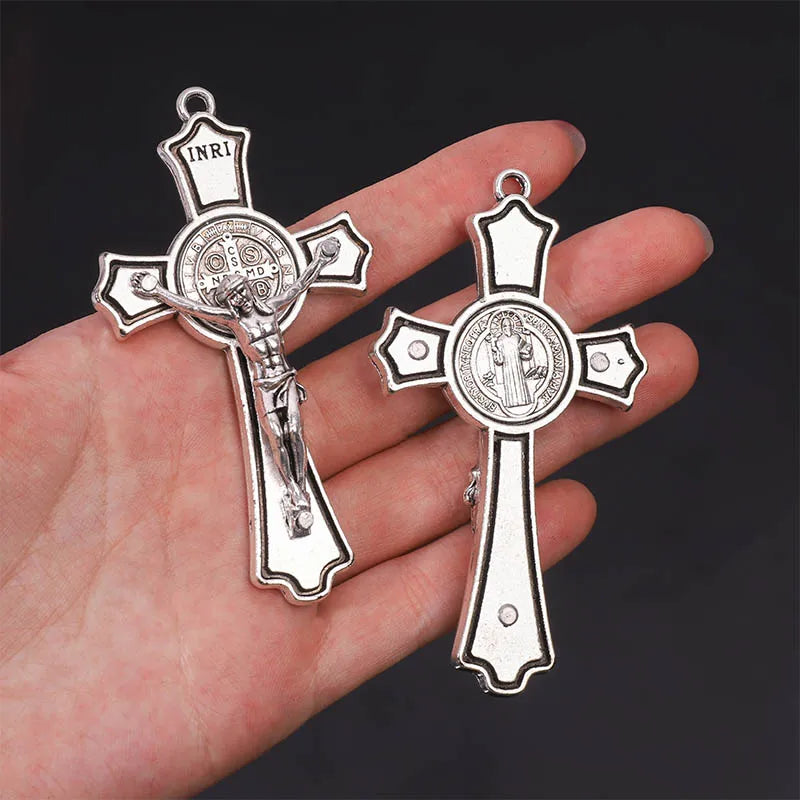 New religious cross christian jewelry cross pendant saint benedict cross pattern pendant pendant necklace.