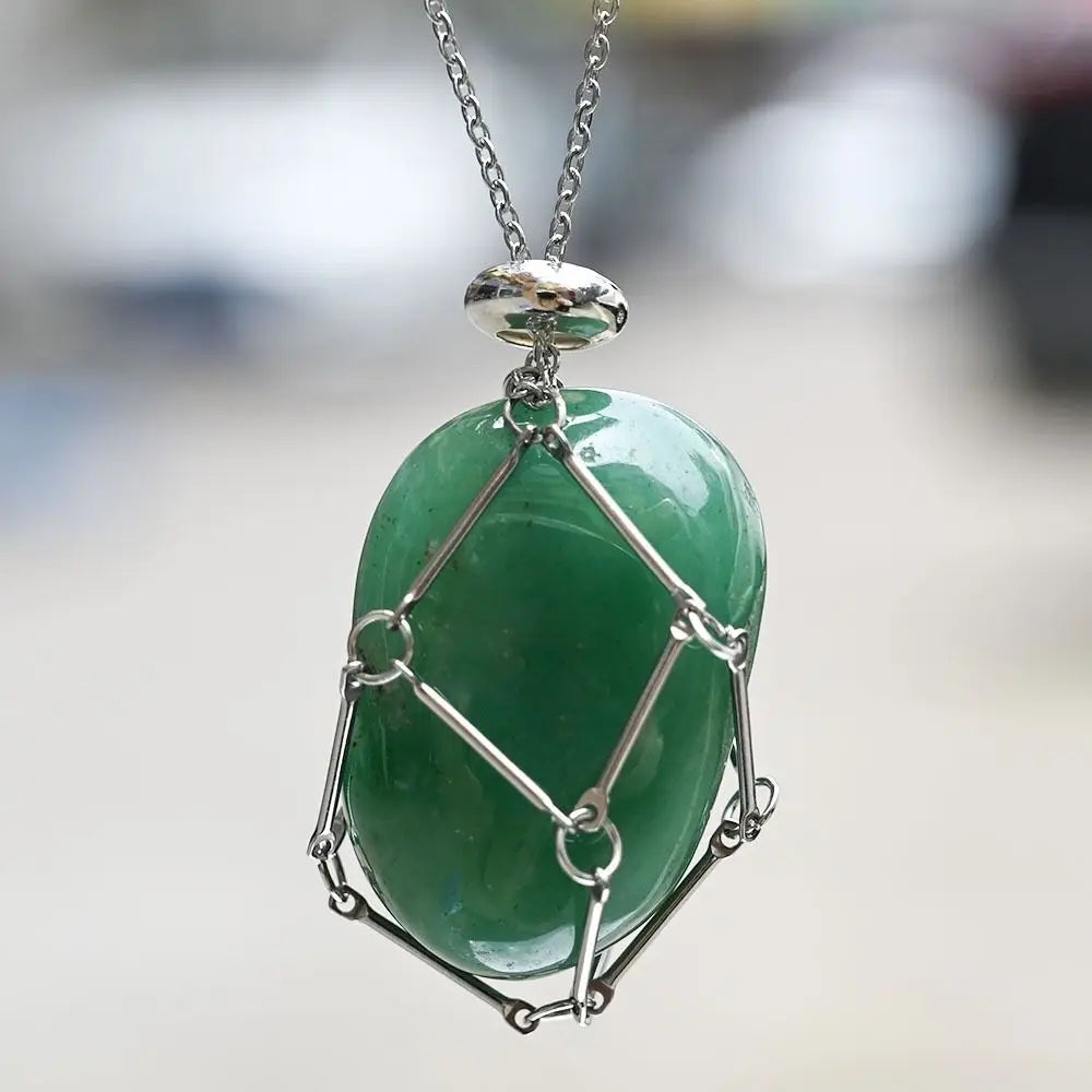 Crystal Holder Cage Necklace with Crystal Stone Interchangeable Adjustable Crystal Net Metal Necklace for Women Green Aventurine