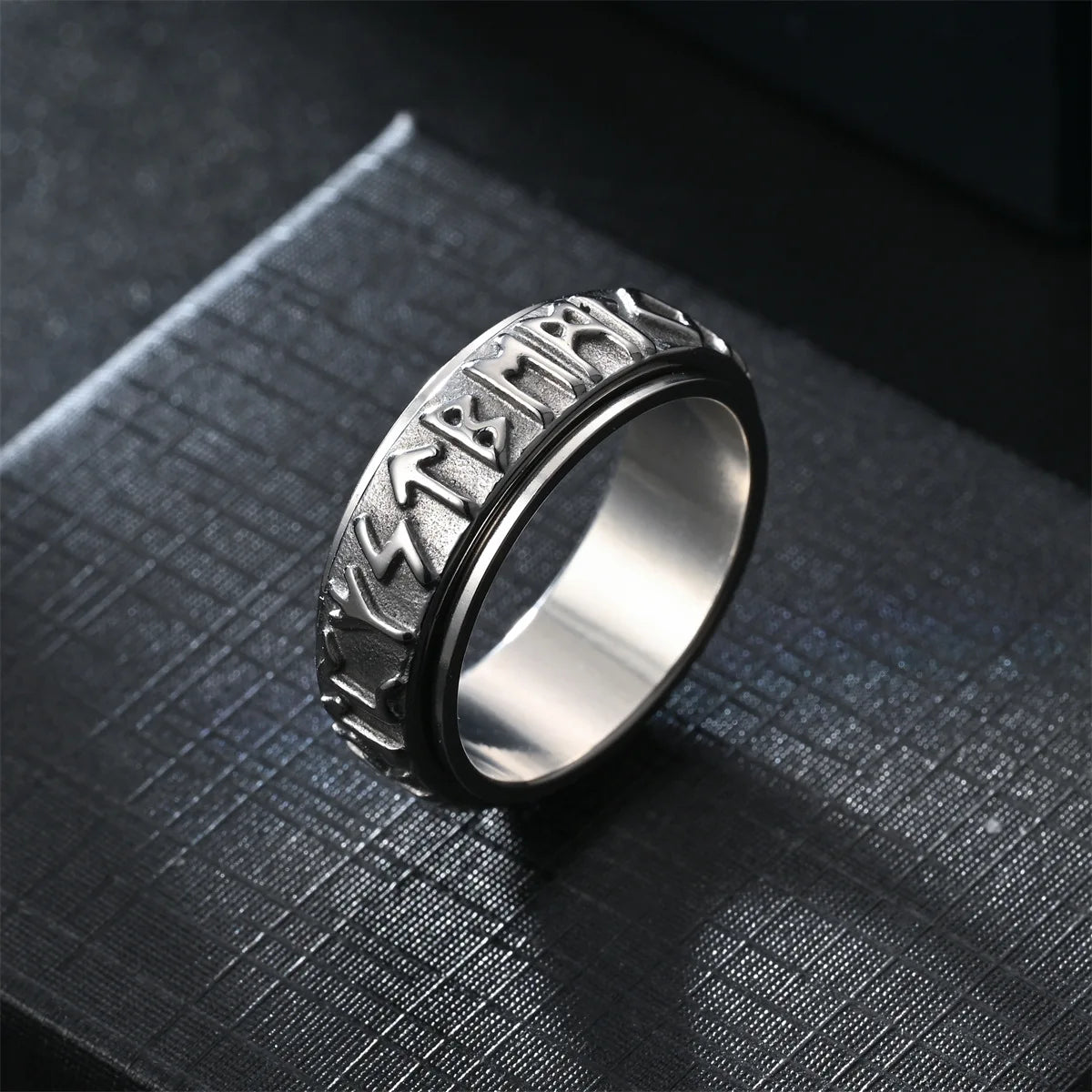 Vintage Odin Norse Viking Rune Rings For Men Women Viking Stainless Steel Spinner Fidgets Ring Retro Rock Party Jewelry Gift
