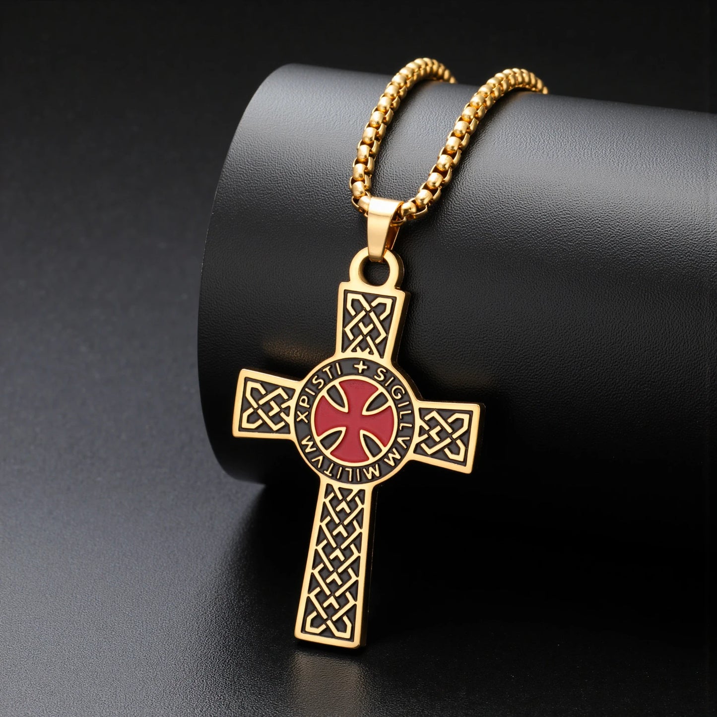 LIKGREAT Christian Cross Necklace Red Cross Templar Symbol for Men Women Vintage Religious Prayer Stainless Steel Jewelry Gift