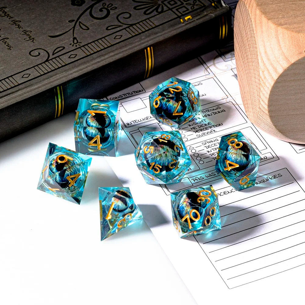 1-7pcs Dargon Eye DND Dice Set Cat Eye Liquid Core Milk Cat Sharp Edge Handmade Polyhedral Resin Dice for Multi-Sided RPG D6~D20 7pcs Blue Golden