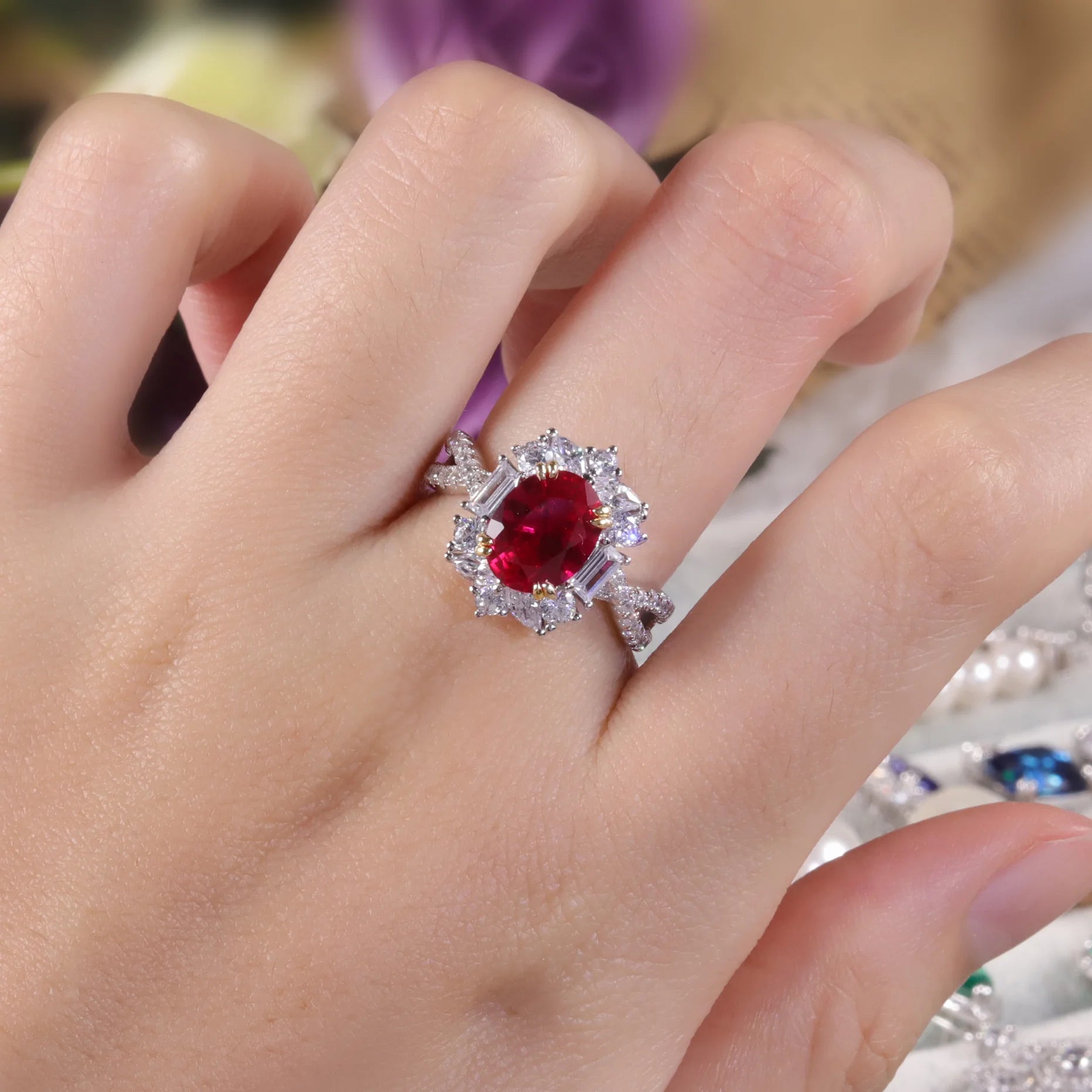 GEM'S BALLET Vintage Style 7x9mm Oval Lab Created Ruby Cocktail Ring 925 Sterling Silver Wedding Bridal Rings For Women