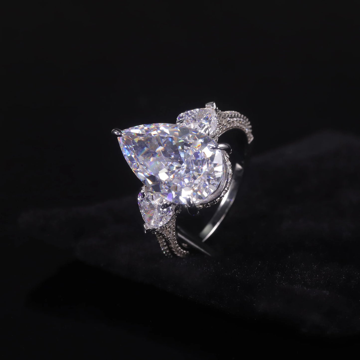 GEM'S BALLET Pear Shape Zircon CZ- White Cluster Handmade Rings 925 Sterling Silver Three Stone Engagement Ring