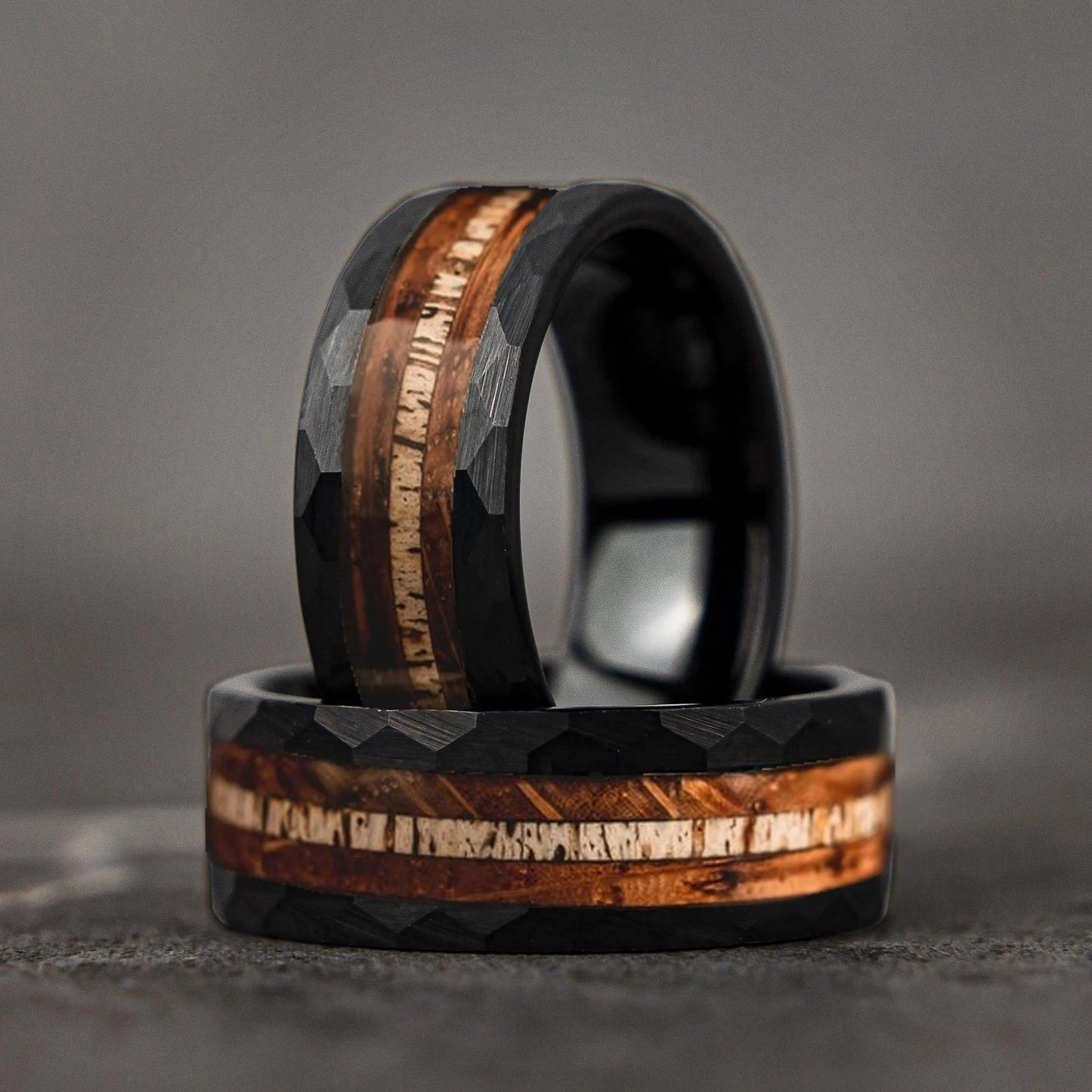 Fashion 8mm Men Stainless Steel Rings Black Brushed Deer Antler And Koa Wood Rings for Men Wedding Band Jewelry Wholesale