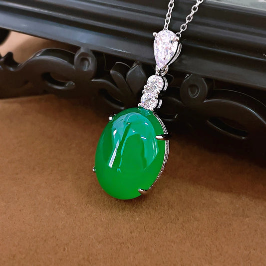 Green Calcedony 925 Sterling Silver Pendant Set with High Carbon Diamonds for Advanced Wedding Jewelry Necklace N341