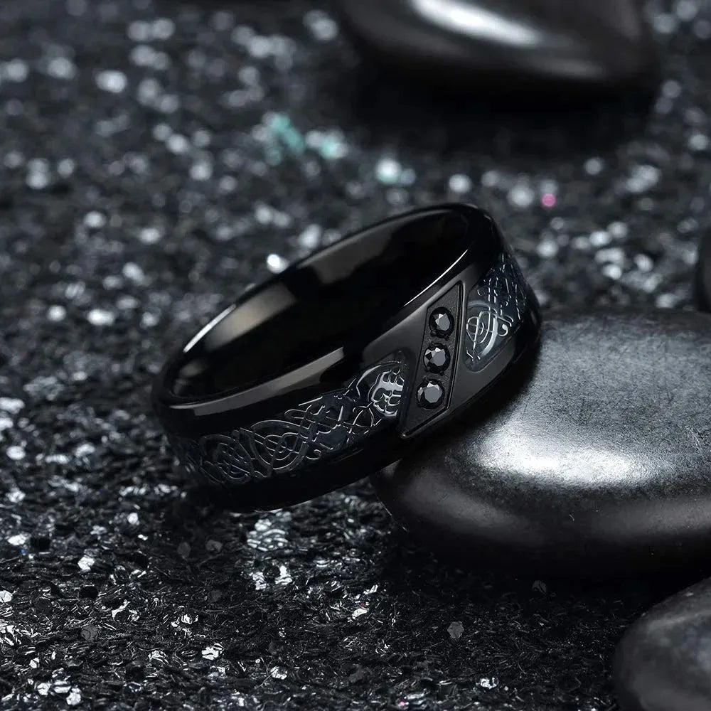 Fashion 8mm Men Stainless Steel Celtic Dragon Rings Inlay Black Zircon Carbon Fiber Rings For Men Wedding Jewelry Drop shipping