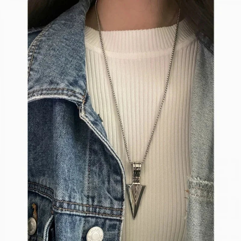 New Exquisite Fashionable Retro Spearhead Arrow Pendant Necklace For Personalized Men'S And Women'S Jewelry Accessories Gifts