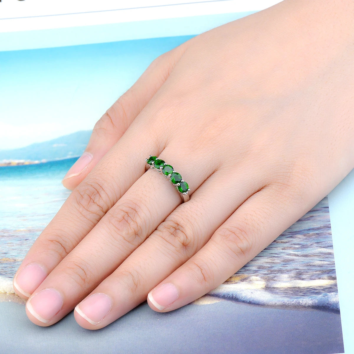 Natural Diopside Solid Silver Rings 1.4 Carats Genuine Green Gemstone Simple Classic Design Women's Ring Daily Fine Jewelrys