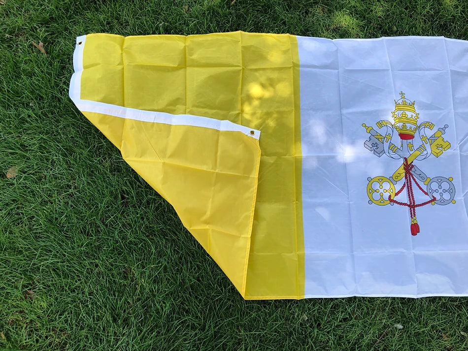 (SKY FLAG)90X150cm The Vatican Flag Flag Christianity Cross Banner Church Pennant banner polyester Vatican City Flag