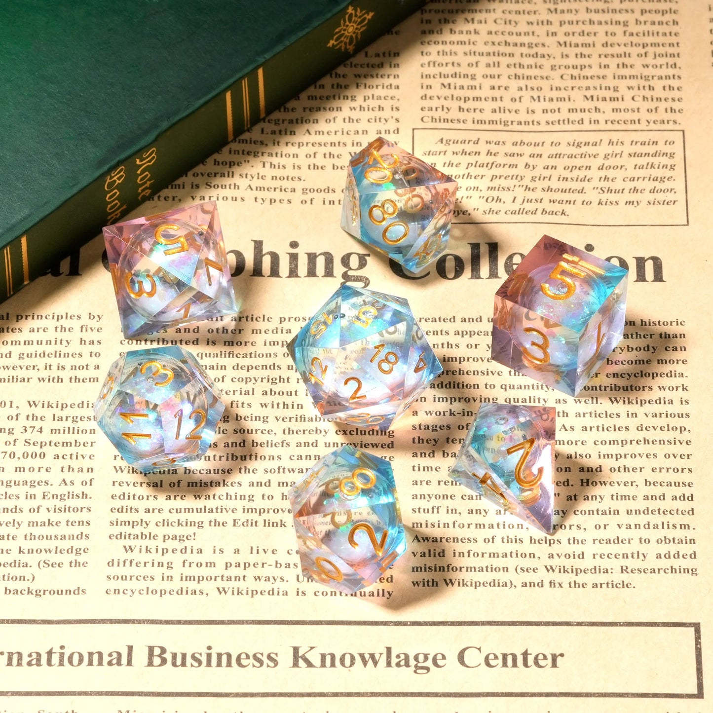 1-7pcs Quick Sand Series DND Solid Resin Dice Set Gold Word Multi-sided Polyhedral Dice for D&D Game COC Role Playing RPG D6~D20 7pcs Pink Blue Gold