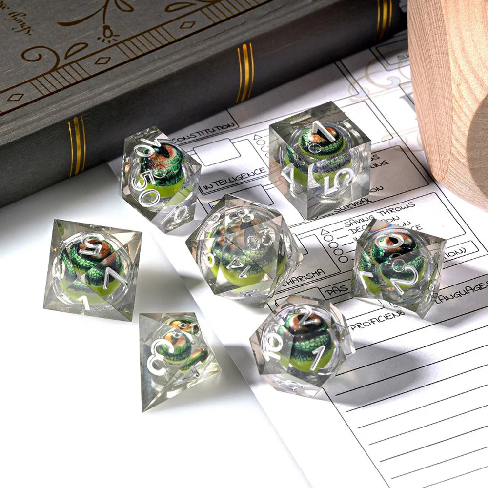 1-7pcs Crocodile Eye DND Solid Resin Dice Set Transparent Sliver Word Multi-sided Polyhedral Dice for D&D Game COC Role RPG D20 7pcs Set