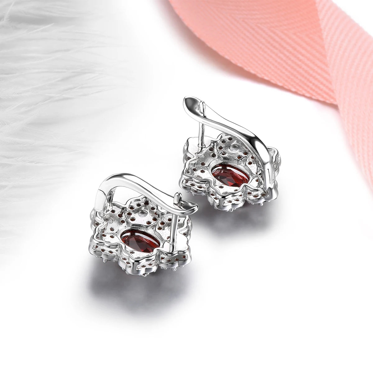 Natural Garnet White Topaz Sterling Silver Clip Earring 8 Carats Genuine Topaz Gemstone Romantic Exquisite S925 Fine Jewelry