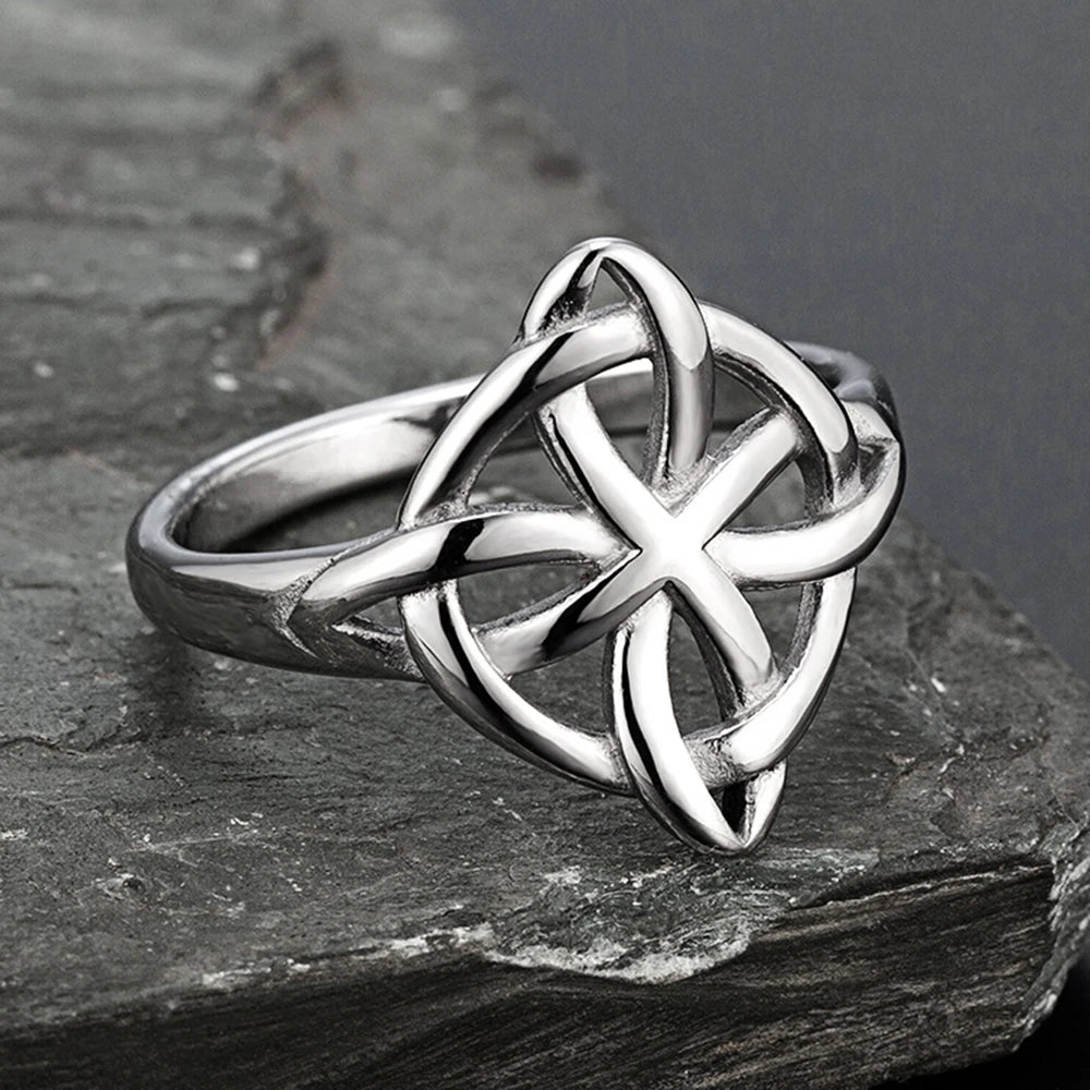 Vintage Hollow Out Mens Stainless Steel Celtic Knot Ring Simple Nordic Trinity Irish Rings for Women Viking Amulet Jewelry Gifts