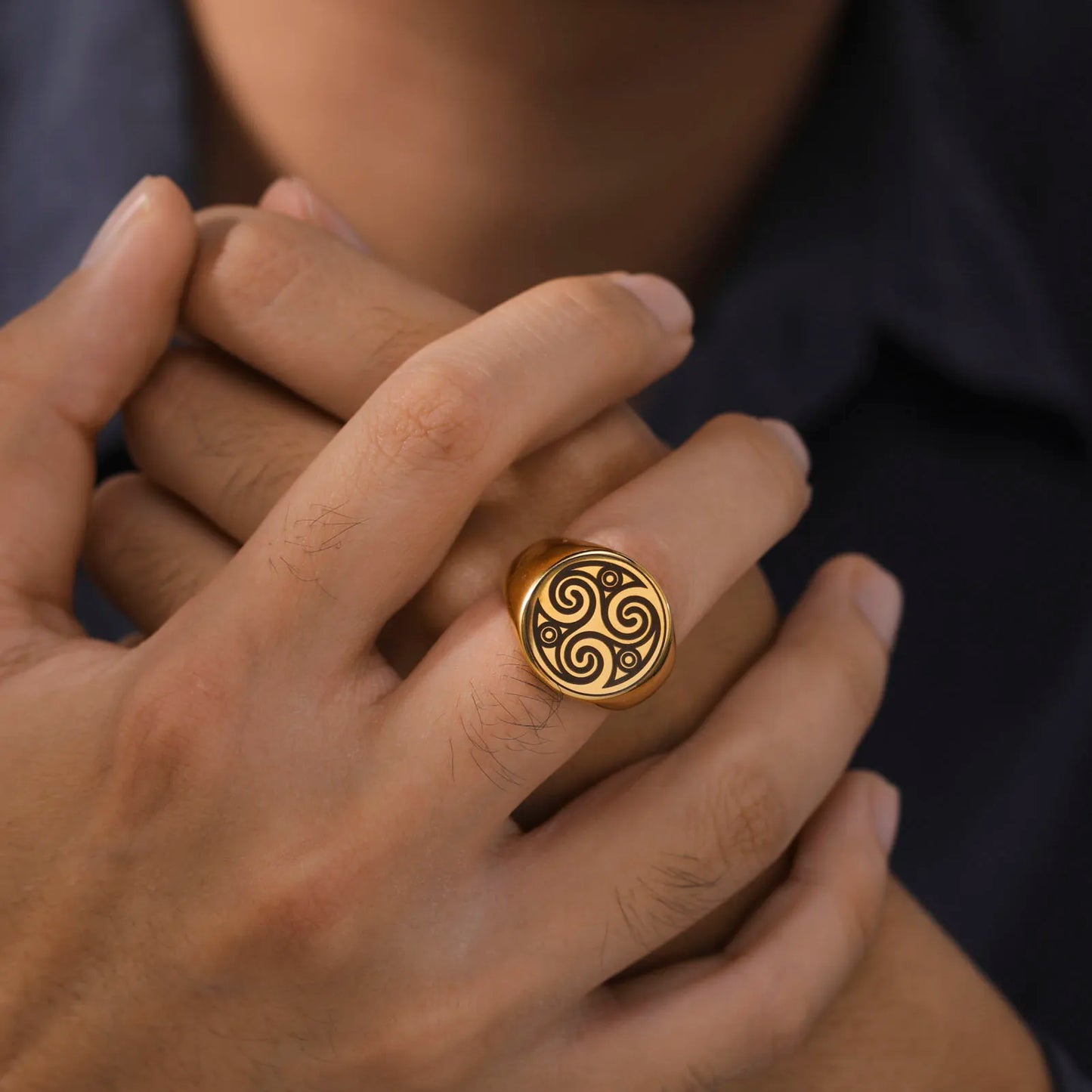 LIKGREAT Stainless Steel Rings for Men Triskele Triple Spiral Symbol Amulet Solomon Signet Ring Punk Occult Magic Pagan Talisman