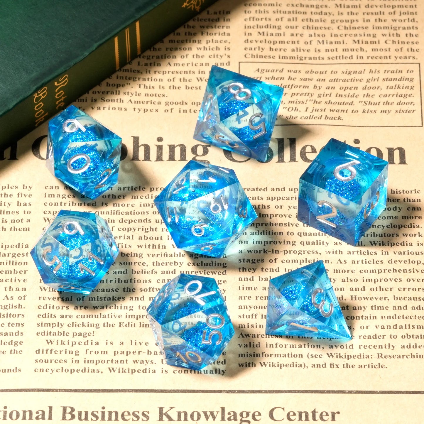 1-7pcs Quick Sand Series DND Solid Resin Dice Set Gold Word Multi-sided Polyhedral Dice for D&D Game COC Role Playing RPG D6~D20 7pcs Blue Sliver