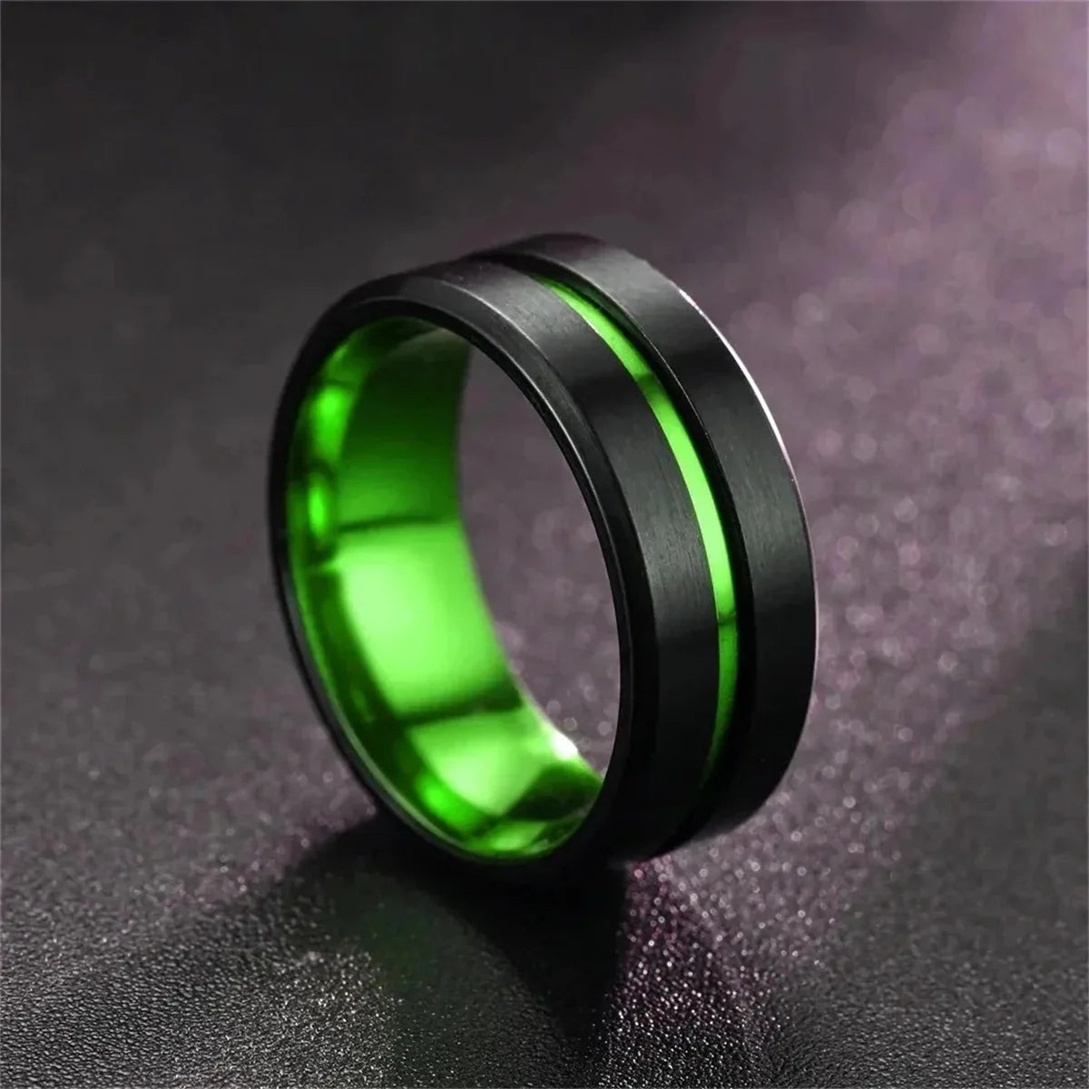 Fashion 8mm Black Tungsten Wedding Celtic Dragon Rings Inlaid Green Zircon Ring for Men Stainless Steel Purple Carbon Fibre Ring