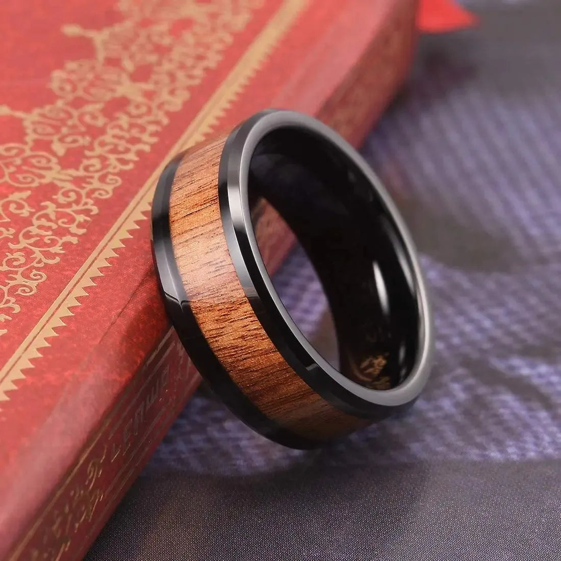 Fashion 8mm Men Black Titanium Wedding Rings Koa Wood Inlay Stainless Steel Rings For Men Wedding Band Anniversary Birthday Gift