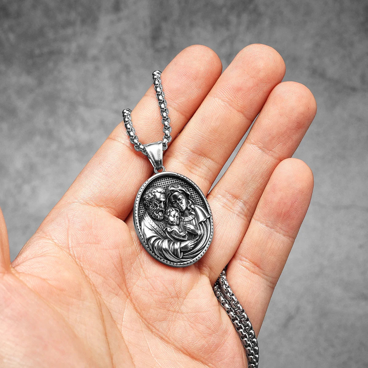 Holy Family Powerful Amulet Stainless Steel Men Necklace Pendant Chain Vintage Cool New In For Women Jewelry Gifts Wholesale