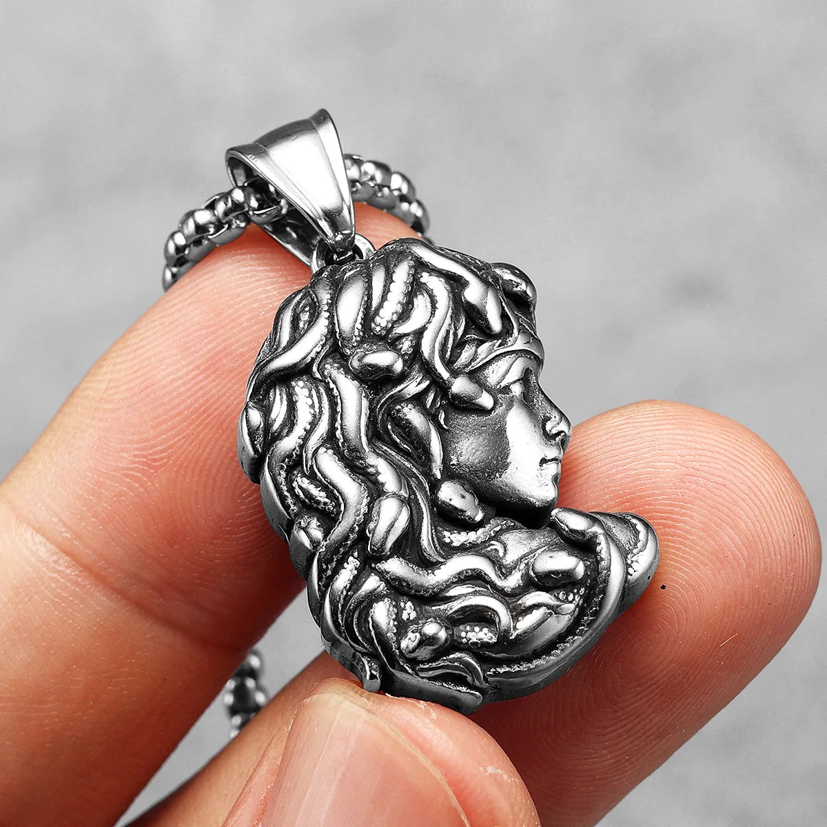 Greek Mythology Snake Hair Medusa Stainless Steel Men Necklaces Pendant Chain Amulet Vintage For Women Jewelry Gifts Wholesale
