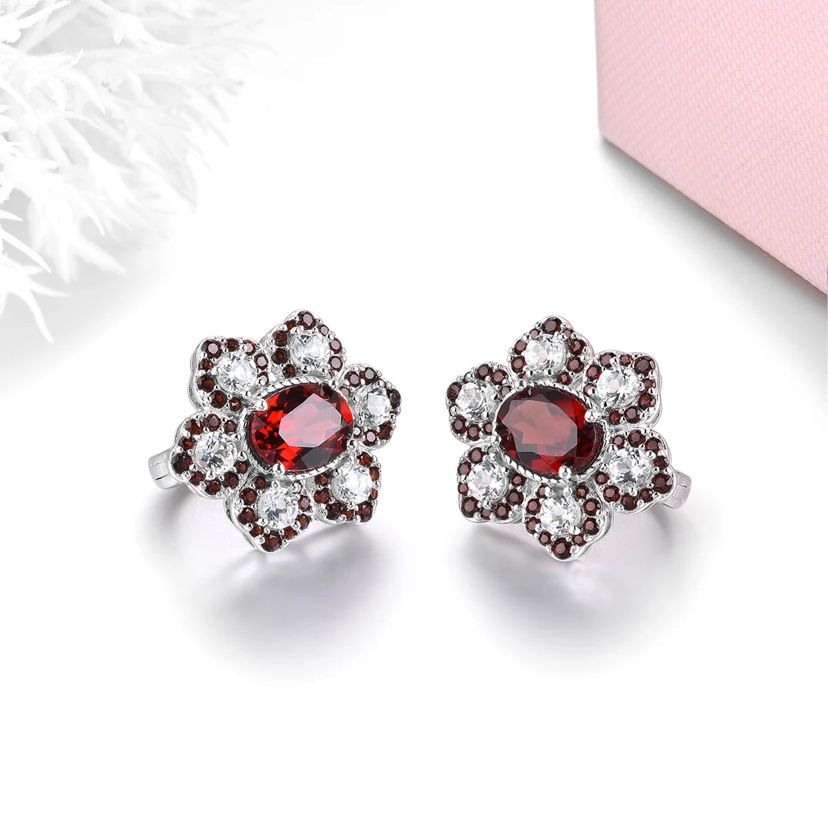 Natural Garnet White Topaz Sterling Silver Clip Earring 8 Carats Genuine Topaz Gemstone Romantic Exquisite S925 Fine Jewelry