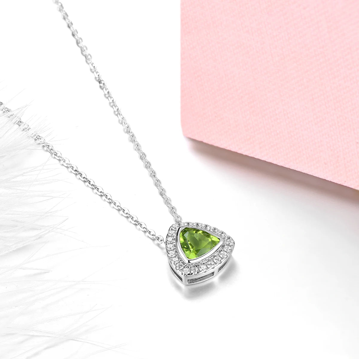 Natural Peridot Sterling Silver Pendant 1.8 Carat Peridot Gemstone S925 Fine Jewelry August Birthstone Birthday Gift Top Quality