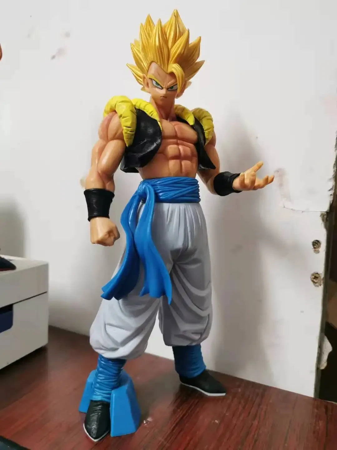 NEW Yellow hair Dragon Ball Z Anime Figurine Gogeta Vegeta Son Goku PVC Action Figures Toys DBZ Model Brinquedo Gift Doll 27CM