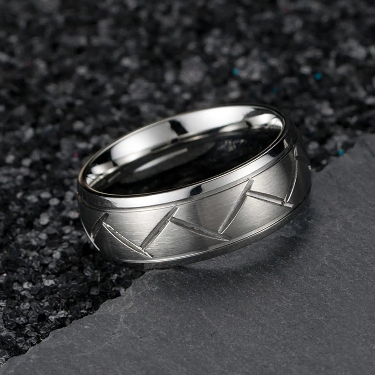 Fashio Men Rings Black Titanium Stainless Steel Rings For Men Women Brick Pattern Finish Beveled Edge Wedding Ring Party Jewelry