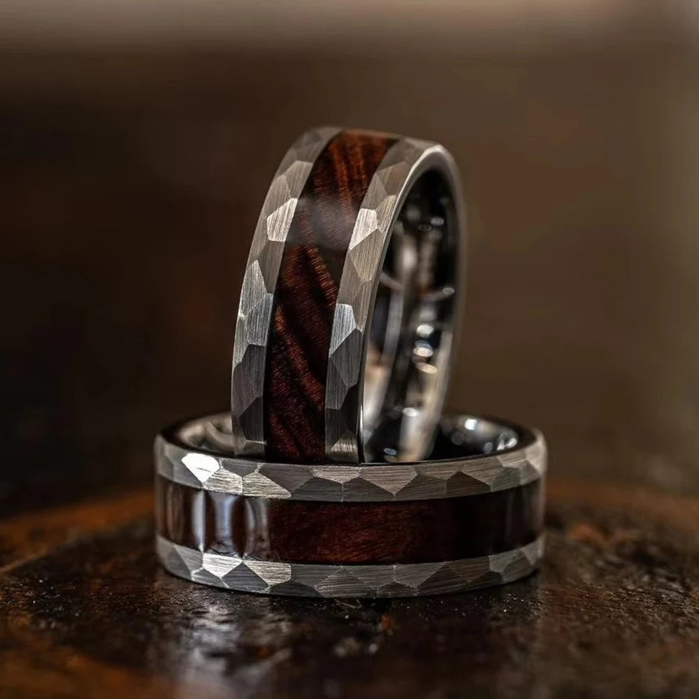 With Koa Wood Inlay Rings for Men Fashion 8mm Hammered Silver Color Men Stainless Steel Rings Wedding Band Jewelry Wholesale