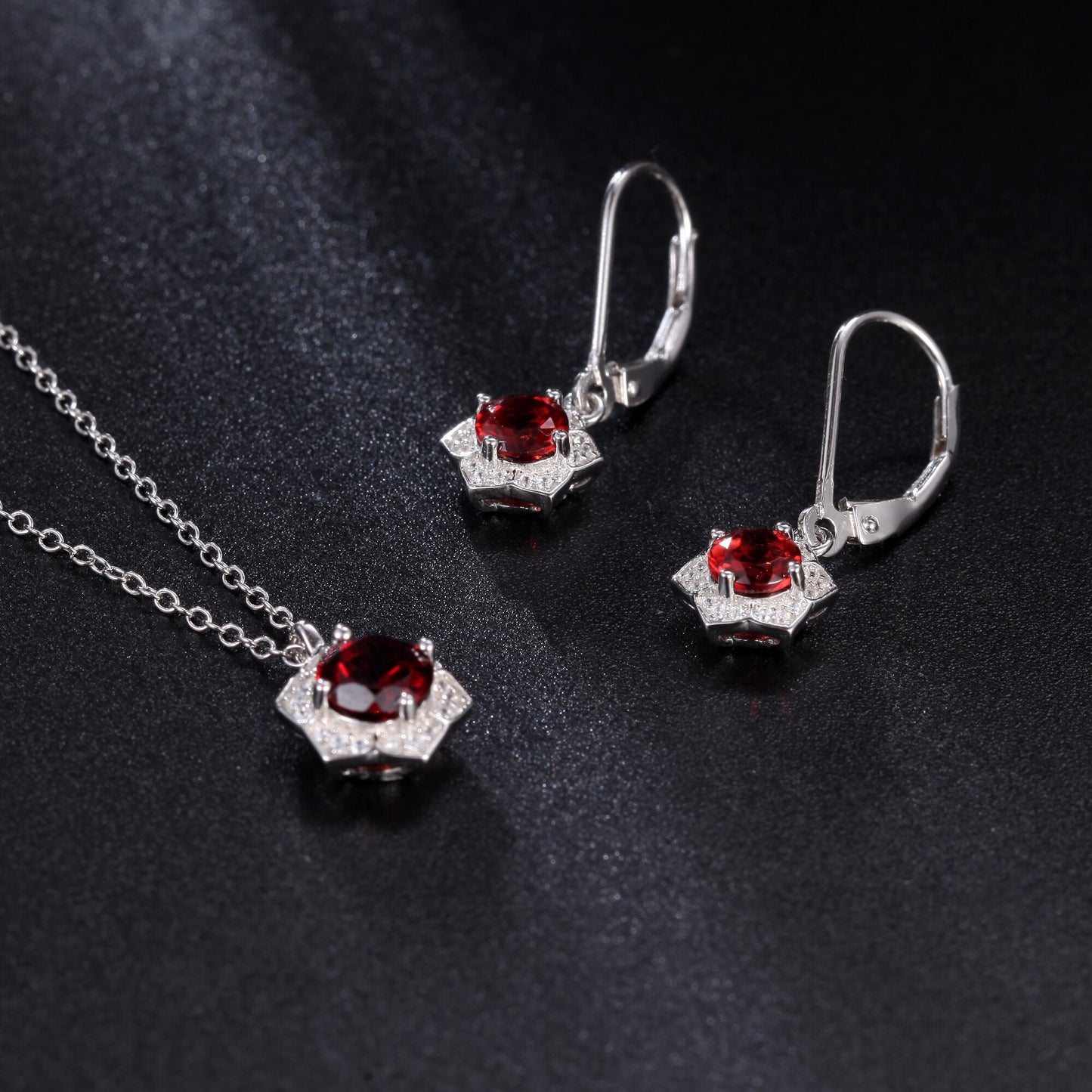 GEM&#39;S BALLET Hexagon Gemstone Necklace 6mm Round Red Garnet Halo Solitarie Pendant Necklace in 925 Sterling Silver Gift For Her