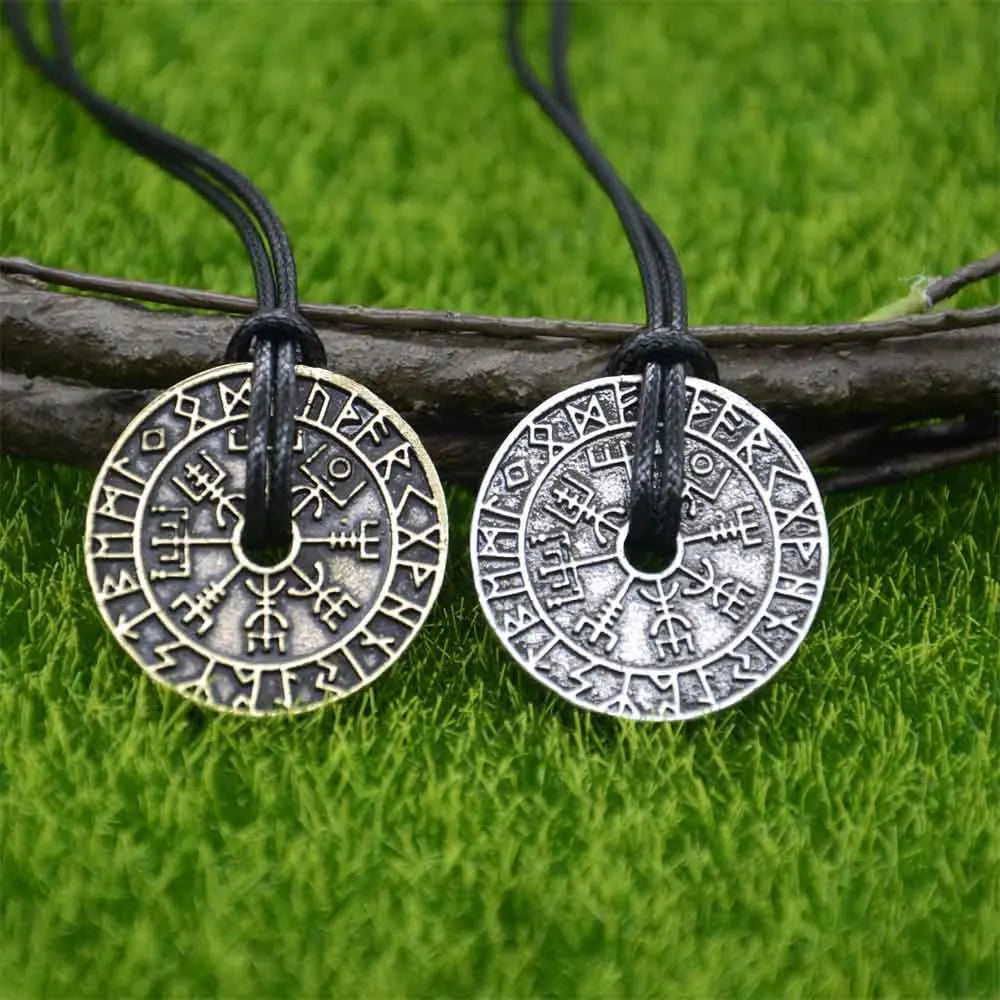 Nostalgia Viking Runes Jewelry Runic Amulet Circle Pendant Necklace Women Men Vegvisir Compass Nordic Talisman Pagan Jewerly