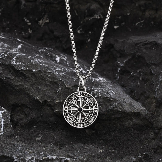 Vintage Compass Pendant Necklaces for Men Boys, Stainless Steel Coin Necklace, Rock Hiphop Collar Graduation Guide Gift