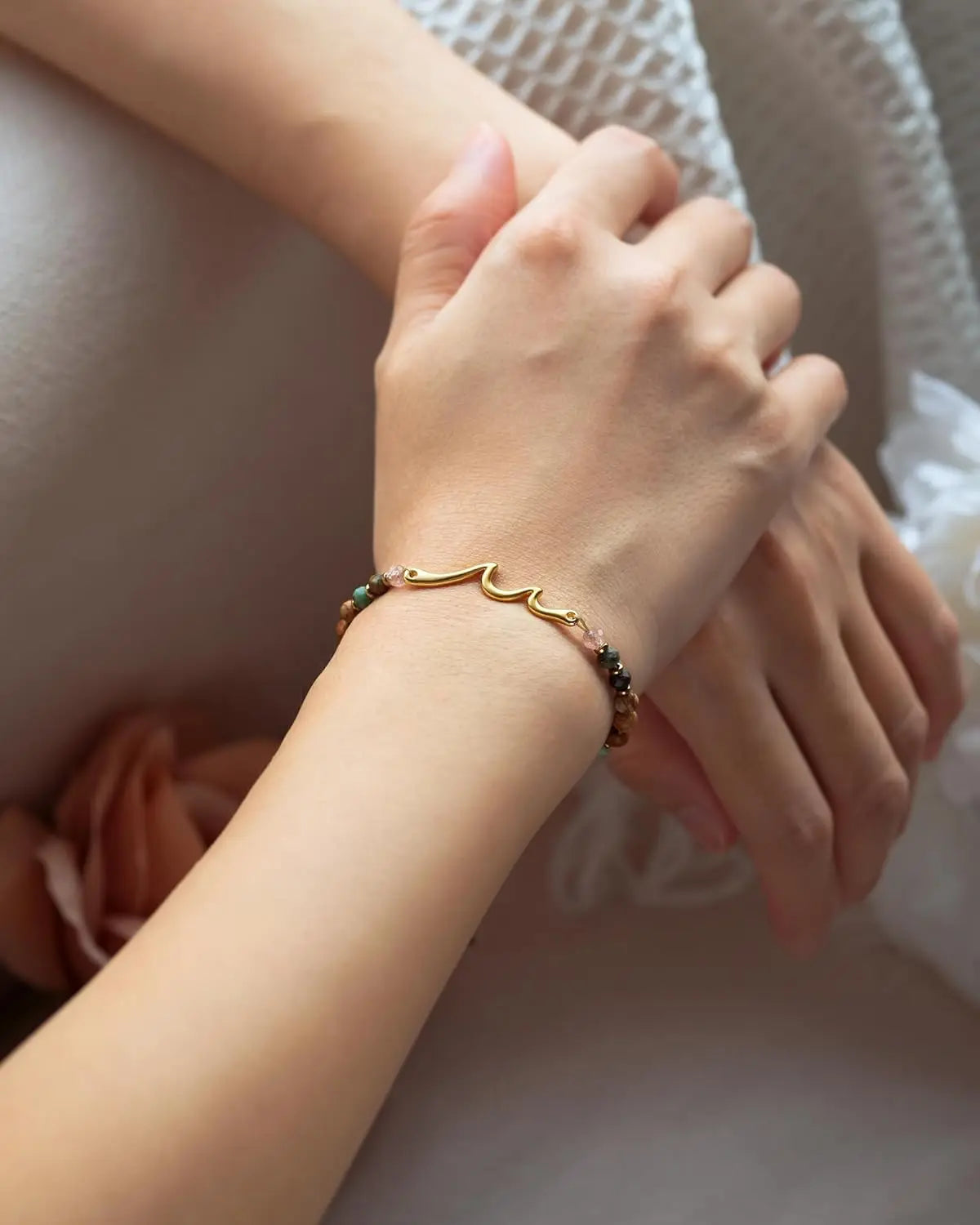 Meaningful Gifts Wave Bracelet,The Waves of Life We've been Through,Meaningful Graduation Gifts for Friends,Daughters,Classmates