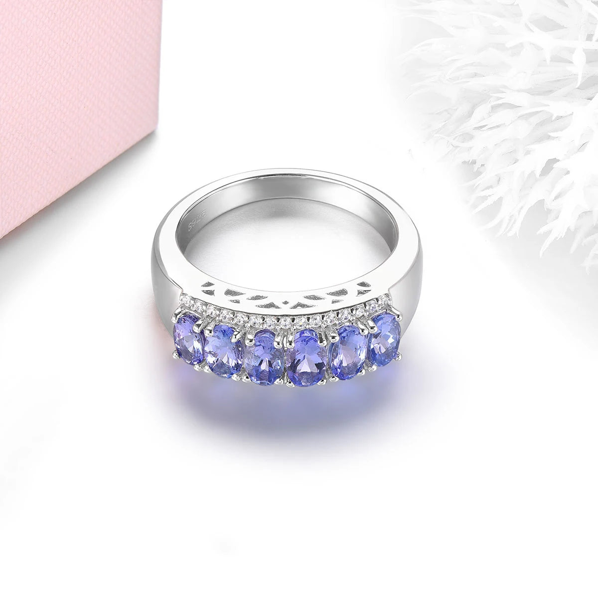 Natural Tanzanite Solid Silver Women's Ring 1.6 Carats Genuine Gemstone Romantic Exquisite Style S925 Fine Jewelry Top Quality