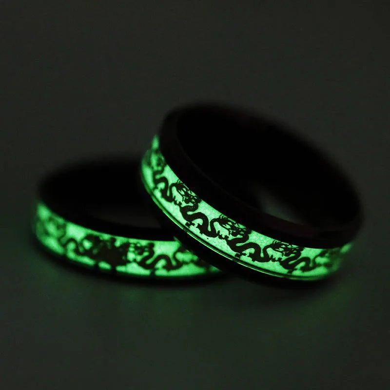 Cool Stainless Steel Luminous Dragon Rings for Men Women Dragon Totemn Glowing In Dark Couple Ring Wedding Bands Jewelry Gift