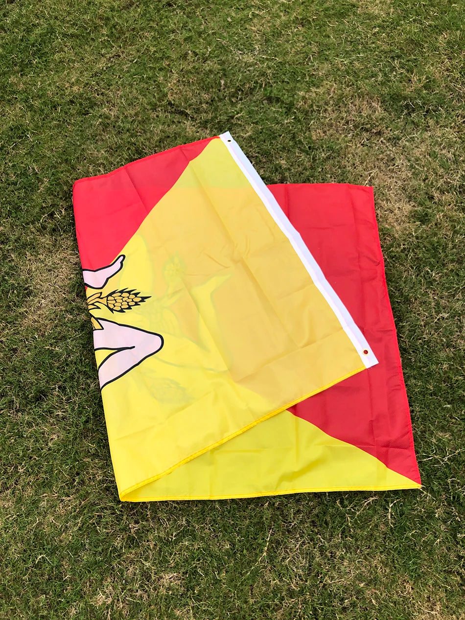 SKY FLAG  Sicily Flag 90x150cm 3x5ft Sicilia Sicilian Flags and Banners Italy Trinacria Symbol Sicily Flag for Decoration