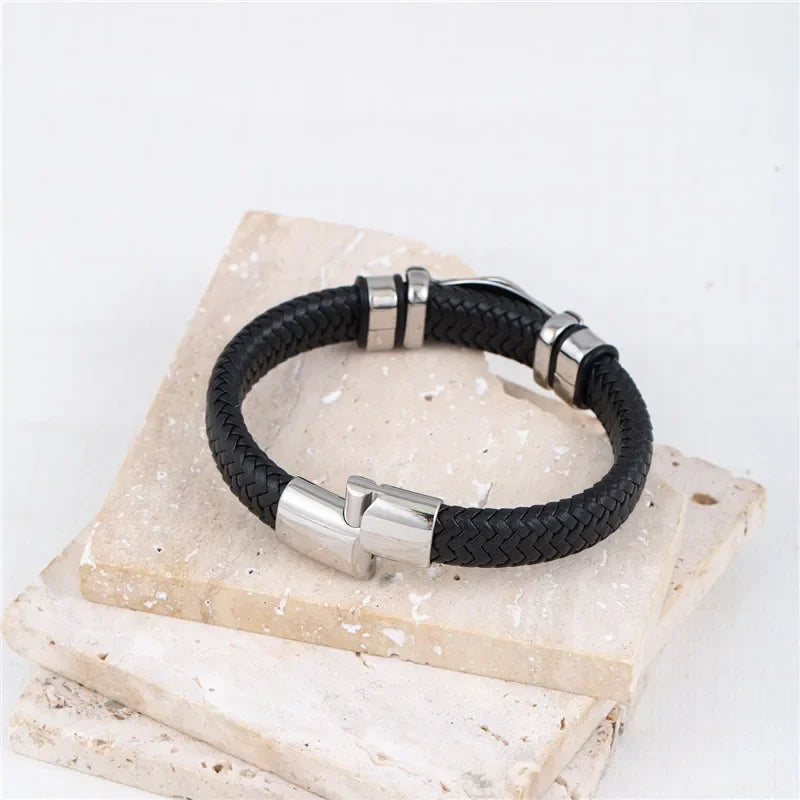 MKENDN Leather Braided Viking Bracelets for Men Boys Vintage Triangle Vegvisir Amulet Scandinavian Wrap Cuff Wirstband Bracelets