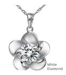 Four-Leaf Clover New Crystal Women's Necklace White Zircon Royal Blue(Bai Mei)