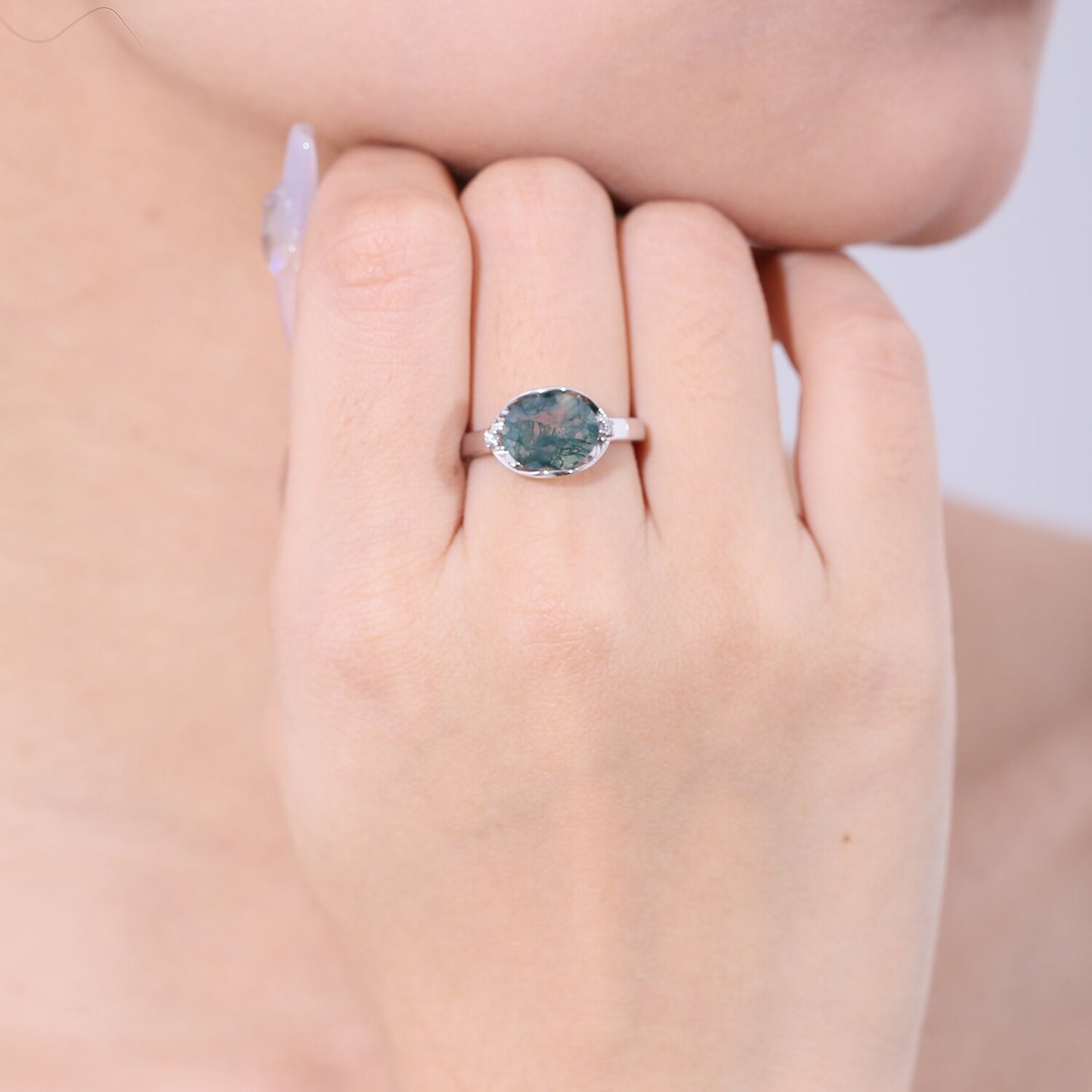 GEM&#39;S BALLET Birthstone Dainty Ring 8X10mm Oval 2.91Ct Natural Moss Agate Gemstone Ring in 925 Sterling Silver Gift For Her