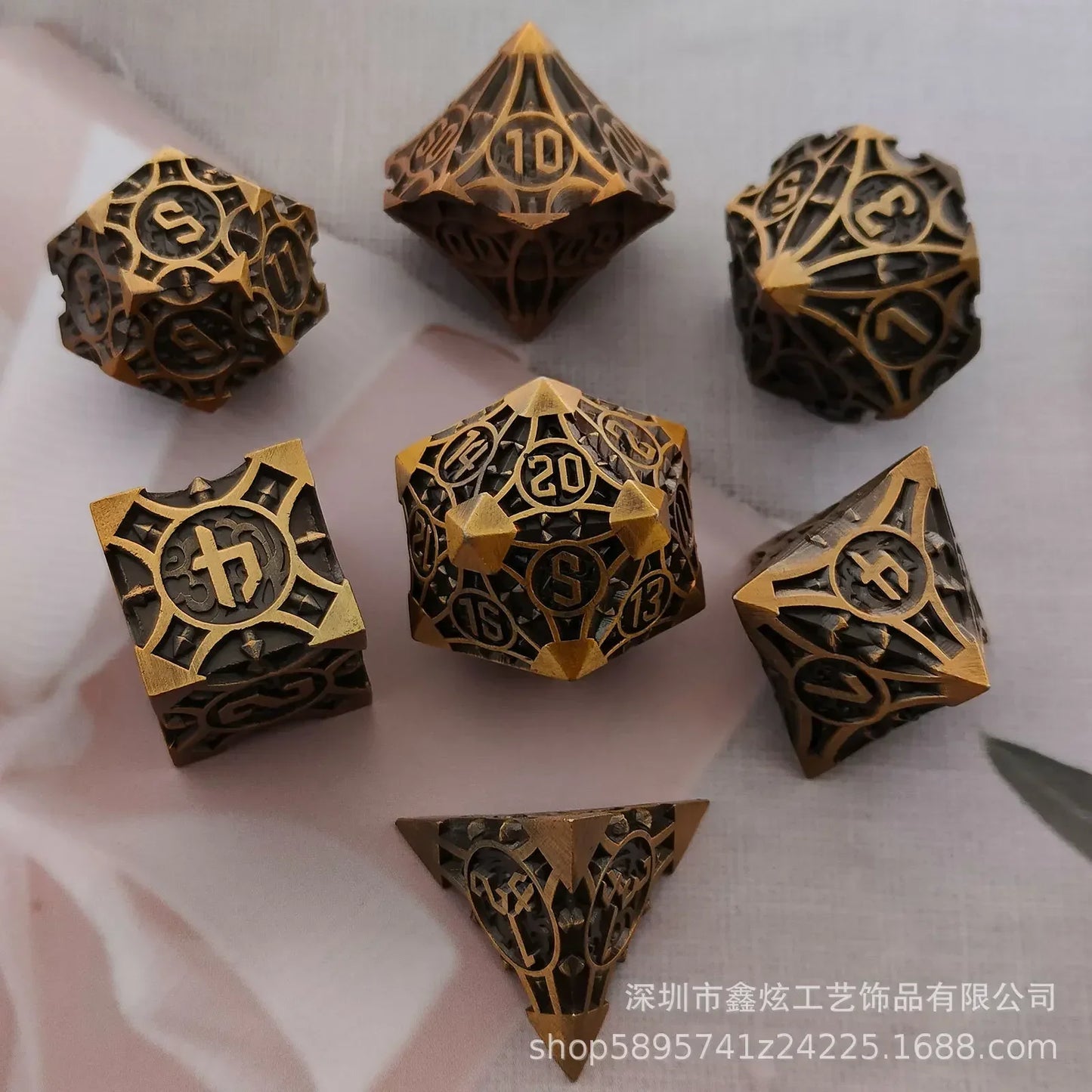 7Pcs Set Metal Dice Solid Polyhedral Number Dice Kit for DND Running Team RPG D4 D6 D8 D10 D12 D20 Table Board Game dnd Dice Set ggd