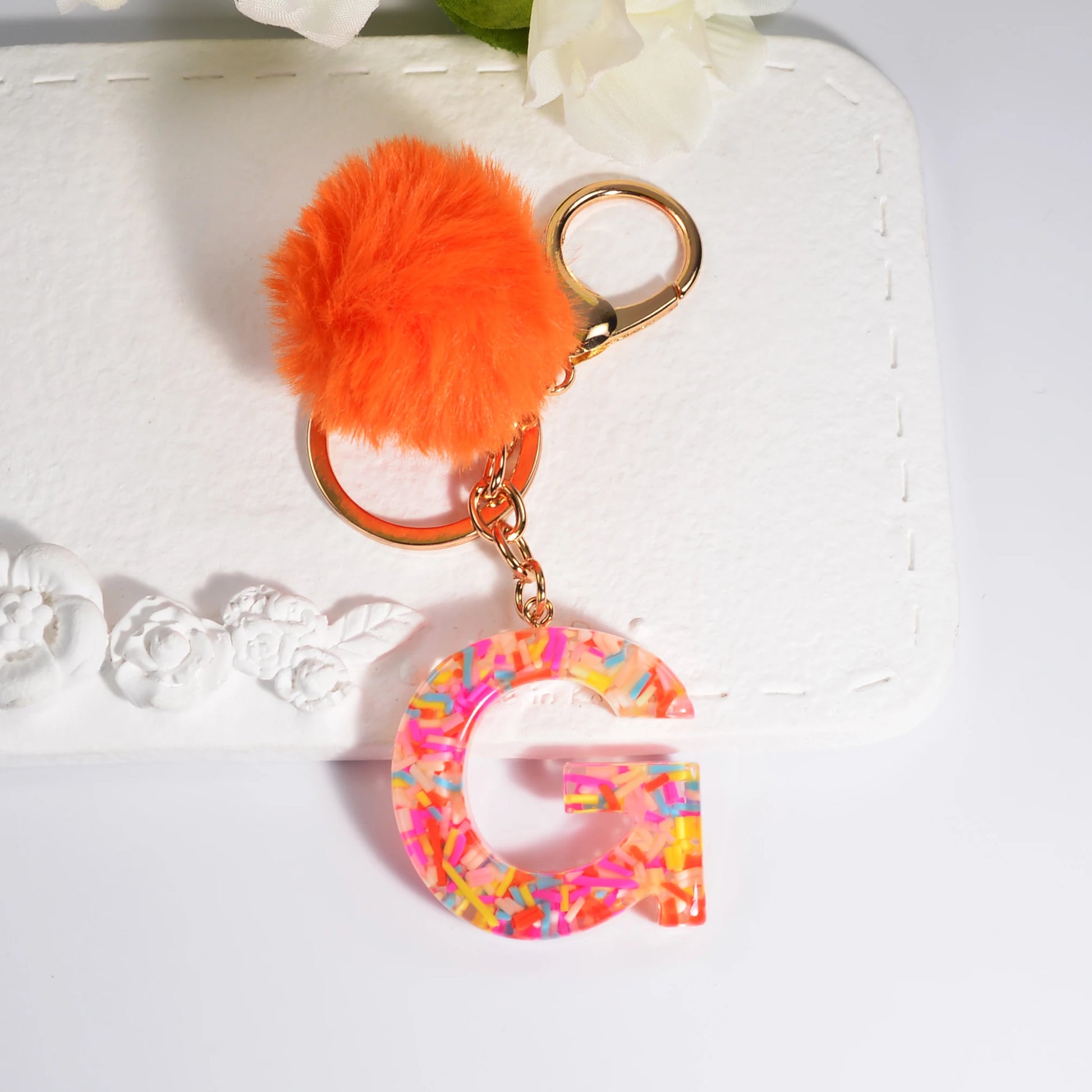 New Orange Stripe Filled Initial Letter Keychain With Orange Pom-Pom Women Girls Sweet Bag Purse Charm A-Z 26 Letters Pendant SKC-Y05-G CHINA
